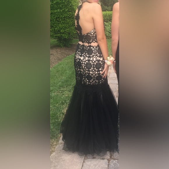 Black and Ivory Lace Prom Dress - Picture 3 of 4
